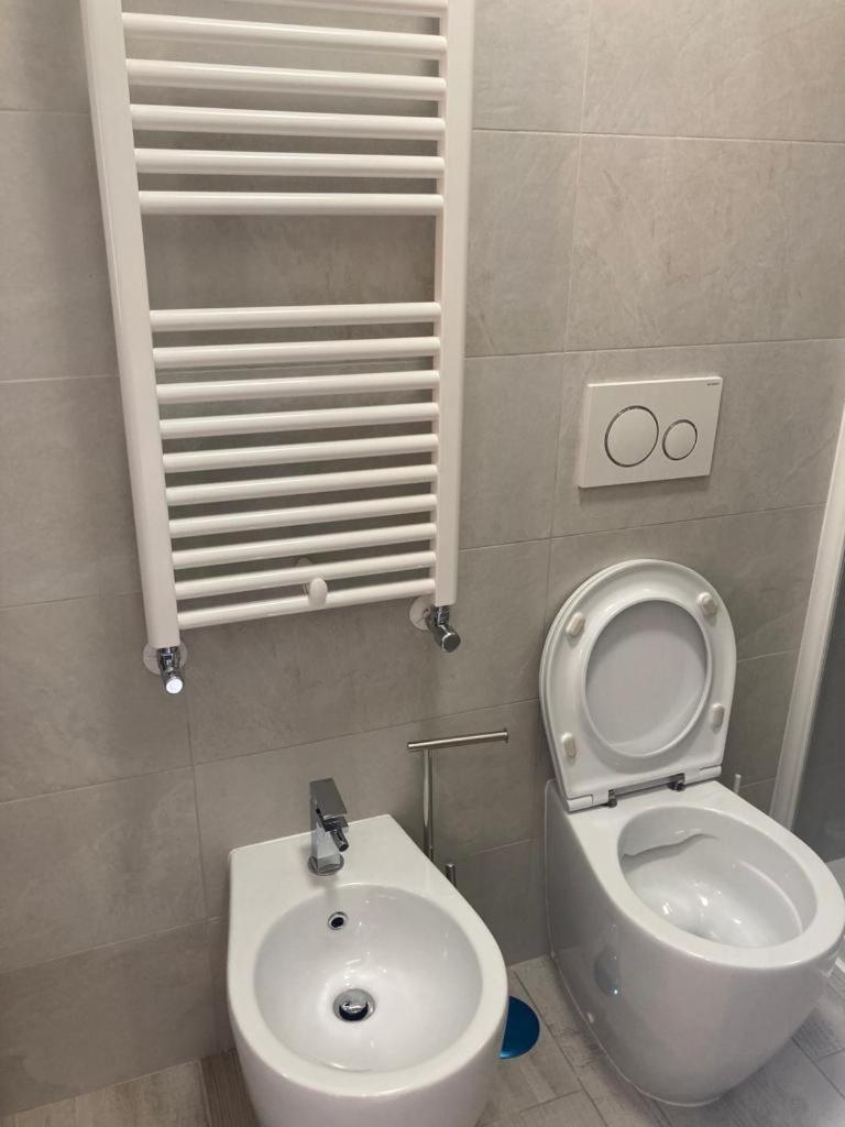 Colosseo Cozy Rooms B&B 罗马 外观 照片
